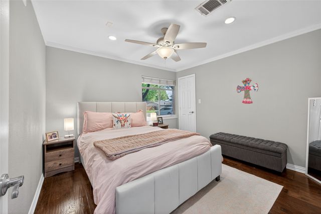 4121 Bilglade Road, Fort Worth, TX 76109