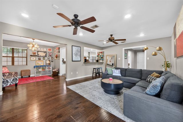 4121 Bilglade Road, Fort Worth, TX 76109