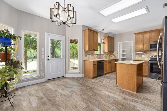 112 McLeod, Cedar Creek, TX 78612