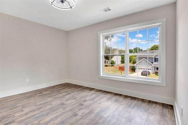 15 Kestrel Circle, Covington, GA 30014