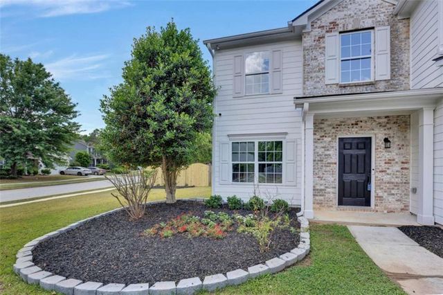 15 Kestrel Circle, Covington, GA 30014