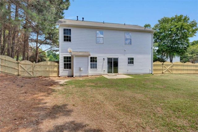 15 Kestrel Circle, Covington, GA 30014