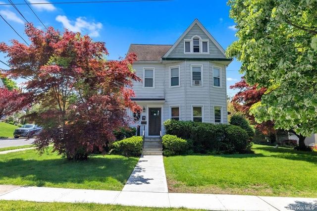 26 Burtis Avenue, Oyster Bay, NY 11771