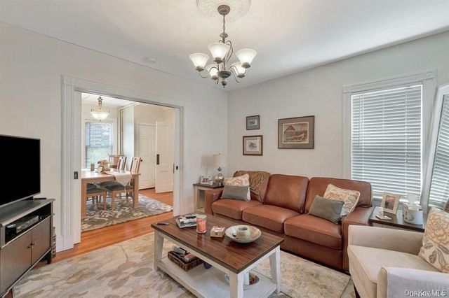 26 Burtis Avenue, Oyster Bay, NY 11771