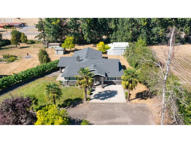2225 MOLALLA Rd, Woodburn, OR 97071