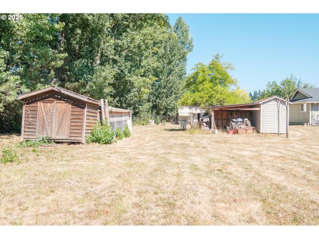 2225 MOLALLA Rd, Woodburn, OR 97071