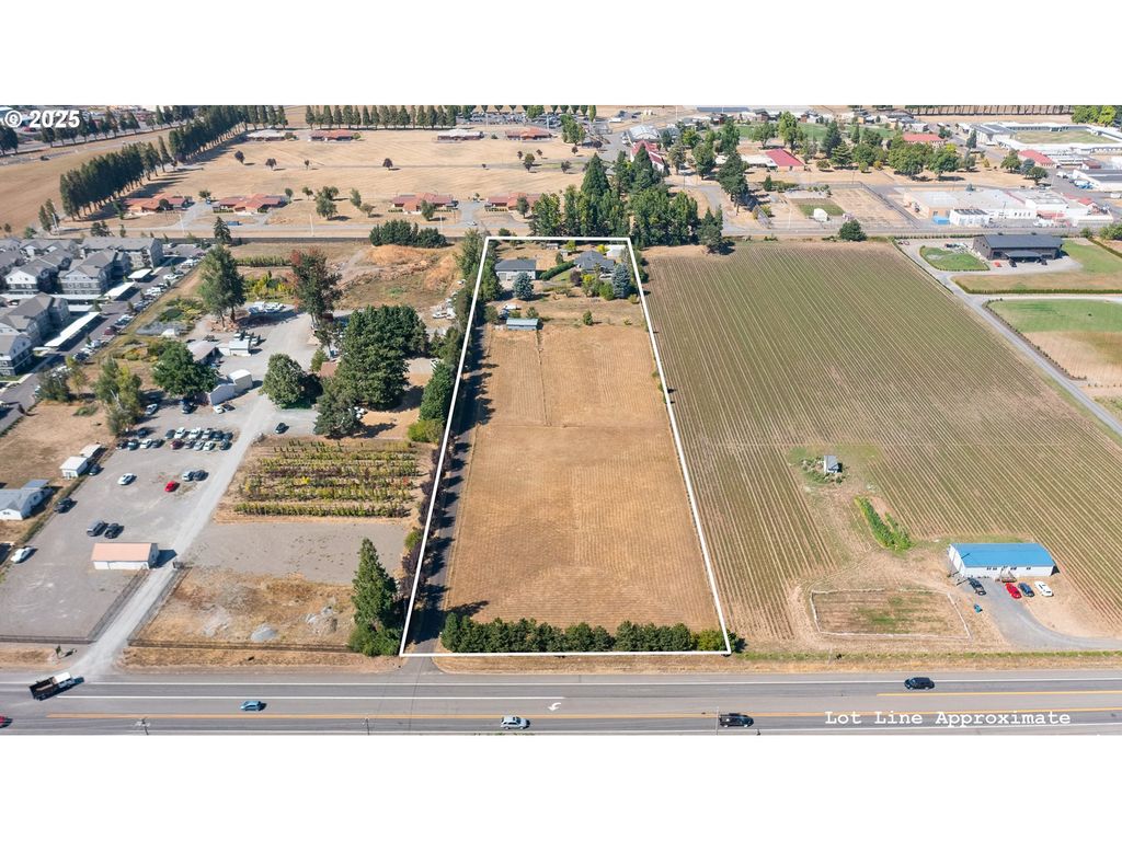 2225 MOLALLA Rd, Woodburn, OR 97071