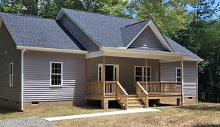 481 Bradshaw Rd, Rice, VA 23966