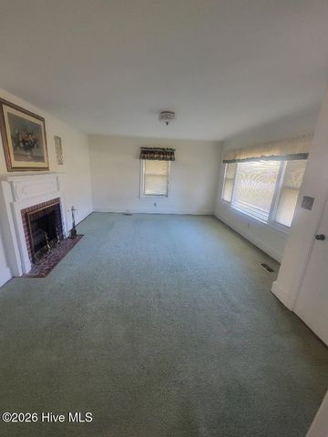305 N 2nd Street, Macclesfield, NC 27852
