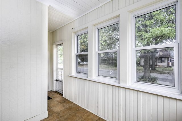1234 E Elza Avenue, Hazel Park, MI 48030