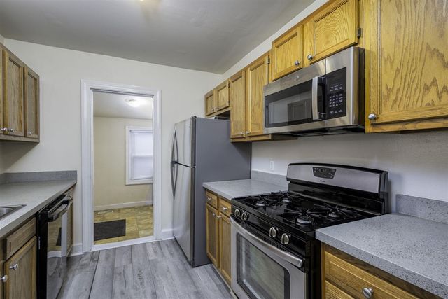 1234 E Elza Avenue, Hazel Park, MI 48030