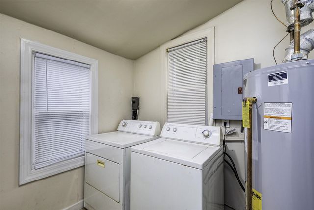 1234 E Elza Avenue, Hazel Park, MI 48030