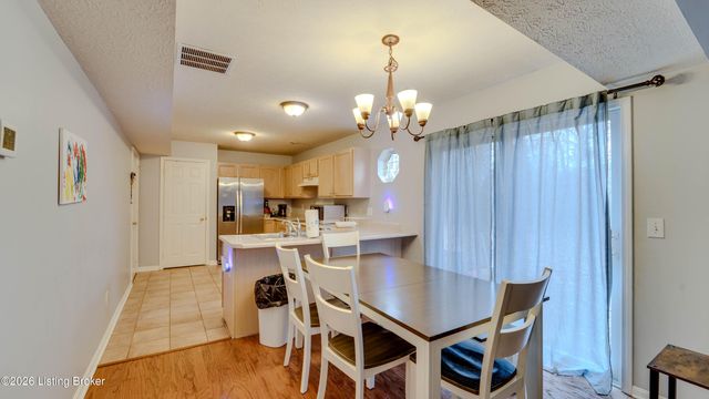 4320 Willowview Blvd, Louisville, KY 40299