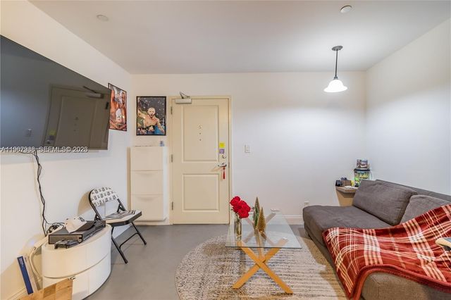 111 E Flagler St 303, Miami, FL 33131