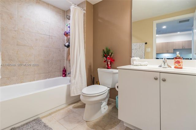 111 E Flagler St 303, Miami, FL 33131