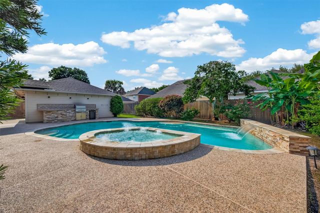 6631 Alicant Drive, Sugar Land, TX 77479