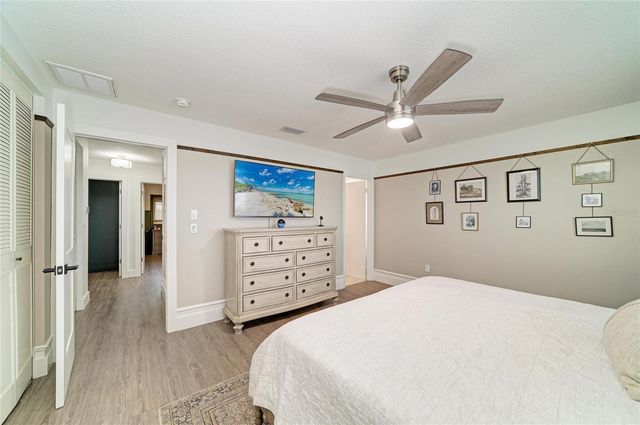 7611 18TH AVENUE NW, Bradenton, FL 34209