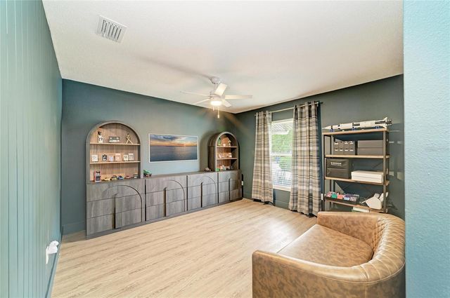7611 18TH AVENUE NW, Bradenton, FL 34209