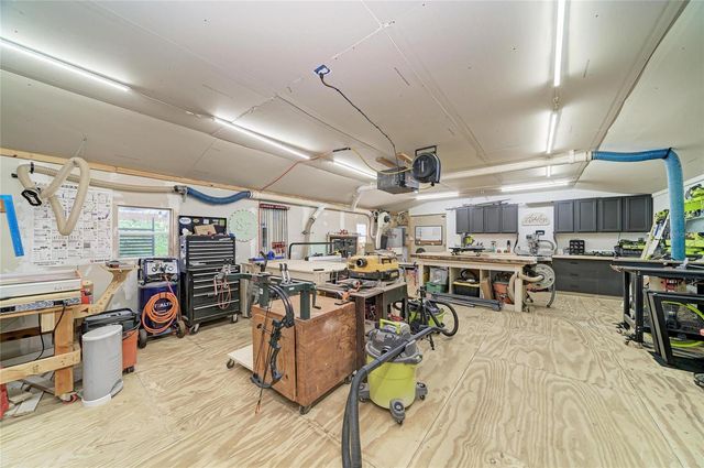 7611 18TH AVENUE NW, Bradenton, FL 34209