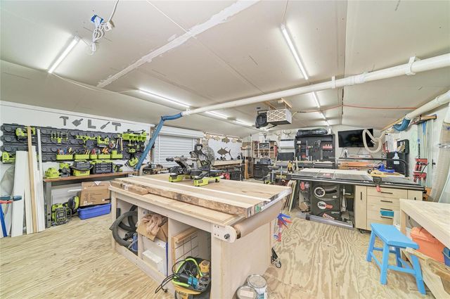7611 18TH AVENUE NW, Bradenton, FL 34209