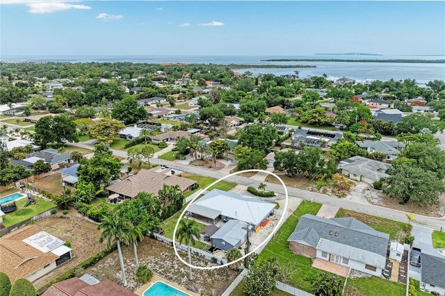 7611 18TH AVENUE NW, Bradenton, FL 34209