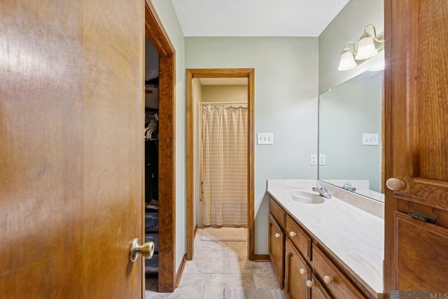 3214 Cedar St, Zachary, LA 70791
