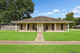 3214 Cedar St, Zachary, LA 70791