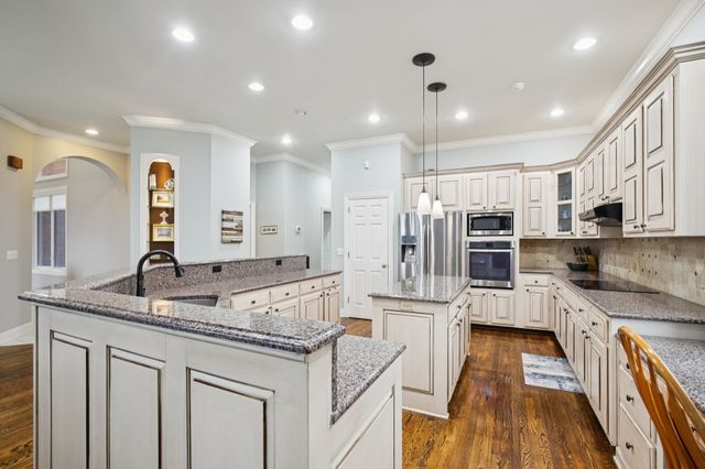 658 Hickory Ridge Rd, Gallatin, TN 37066