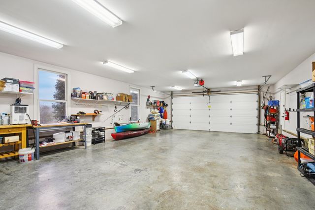 658 Hickory Ridge Rd, Gallatin, TN 37066