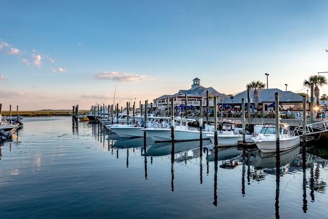 26 Northbrook Dr, Murrells Inlet, SC 29576