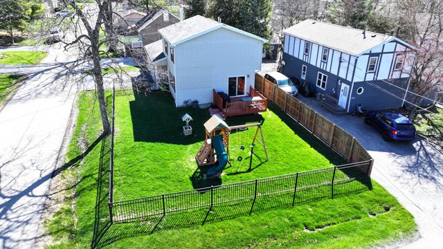35737 N Hunt Avenue, Ingleside, IL 60041
