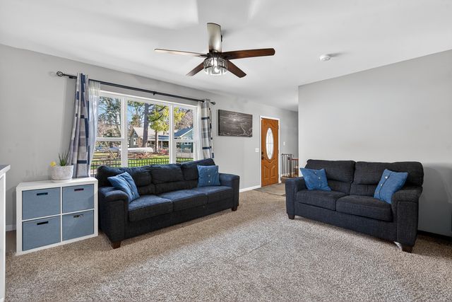 35737 N Hunt Avenue, Ingleside, IL 60041