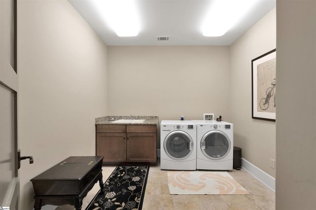 124 Guest House Court, Sunset, SC 29685