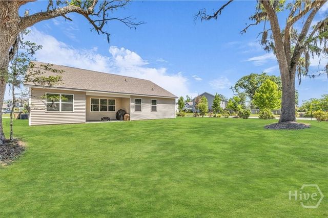 11 Wedge Circle, Richmond Hill, GA 31324