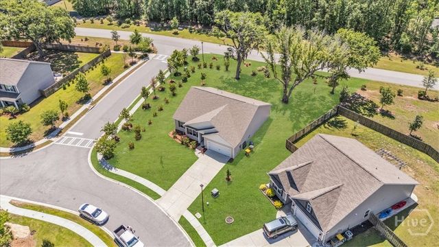 11 Wedge Circle, Richmond Hill, GA 31324