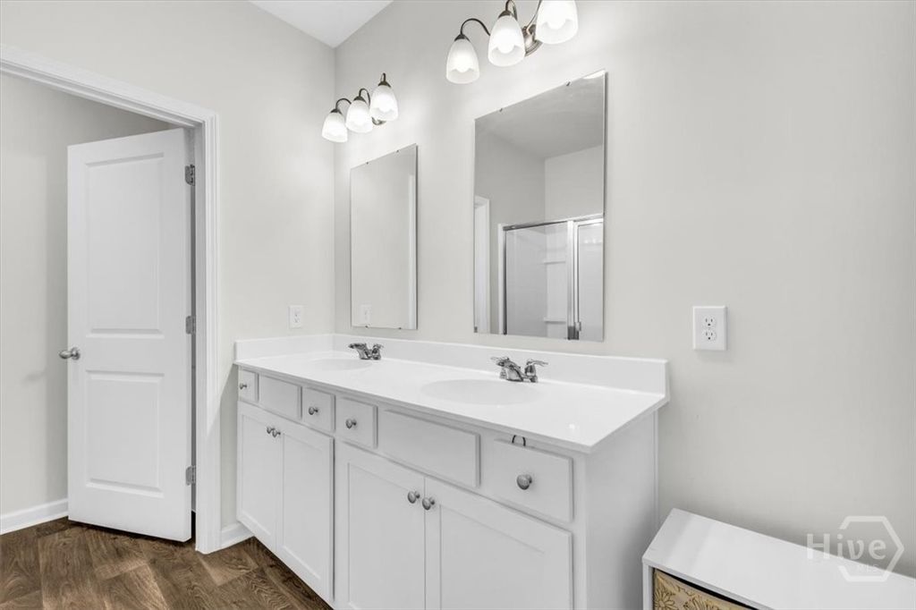 Image 23 of property listing at 11 Wedge Circle, Richmond Hill, GA 31324