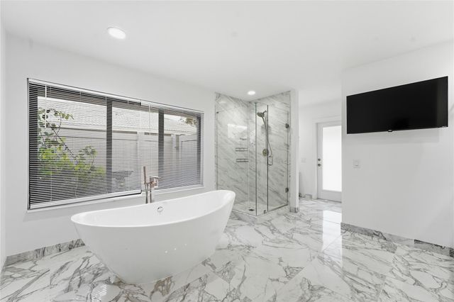 10486 Boca Woods Lane, Boca Raton, FL 33428