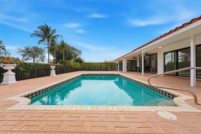 10486 Boca Woods Lane, Boca Raton, FL 33428