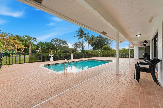10486 Boca Woods Lane, Boca Raton, FL 33428