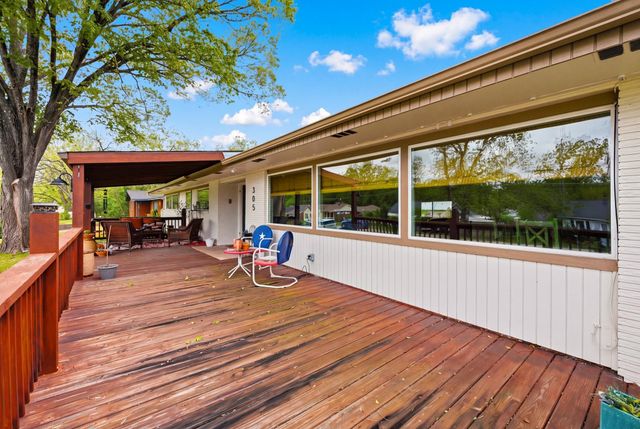 305 N Harvey Street, Caldwell, TX 77836