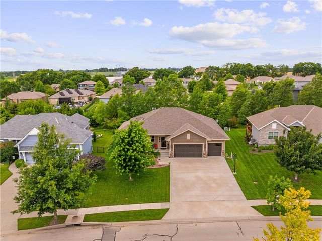 19736 Norton Street, Spring Hill, KS 66083