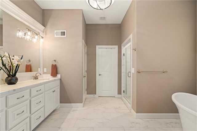 19736 Norton Street, Spring Hill, KS 66083