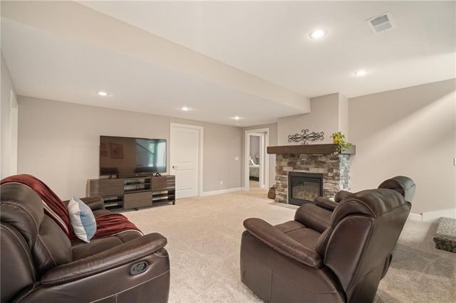 19736 Norton Street, Spring Hill, KS 66083