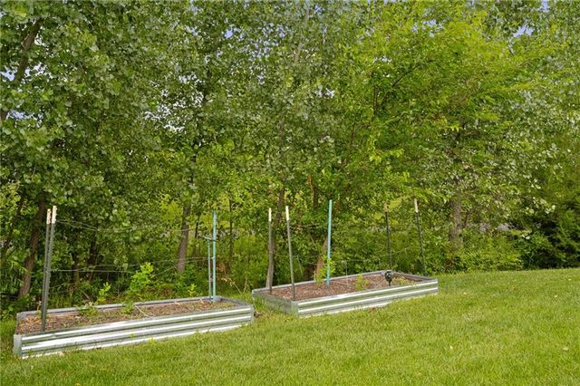 19736 Norton Street, Spring Hill, KS 66083