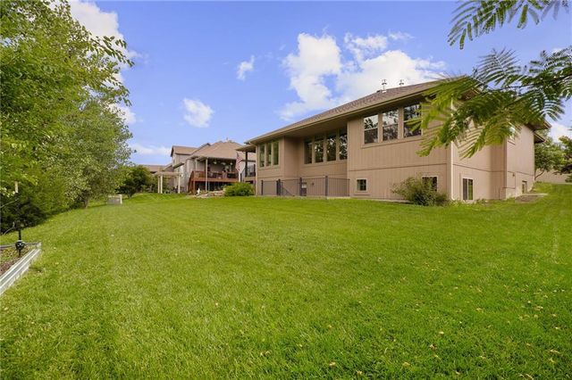 19736 Norton Street, Spring Hill, KS 66083