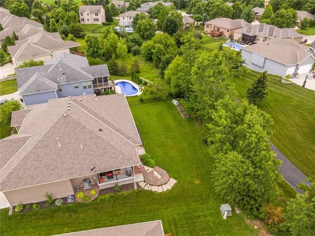 19736 Norton Street, Spring Hill, KS 66083