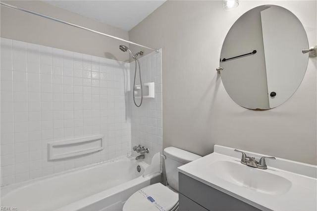 3017 Herrmann CT, Virginia Beach, VA 23453