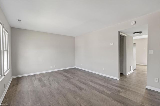 3017 Herrmann CT, Virginia Beach, VA 23453