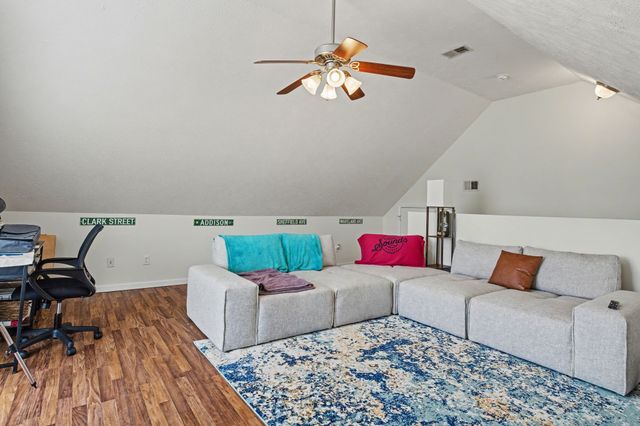 6002 Forrest Ct, Greenbrier, TN 37073