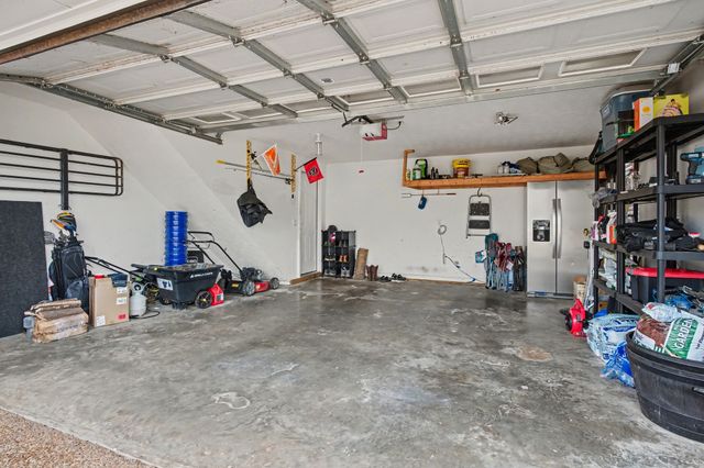 6002 Forrest Ct, Greenbrier, TN 37073